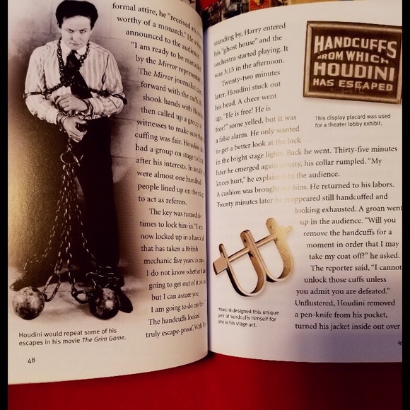 Harry Houdini famous magician Biography Book - Picture 2 of 5